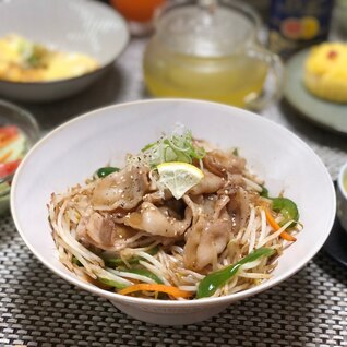 豚レモンもやし丼